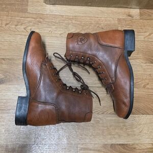 Ariat Boots Women's Size 8